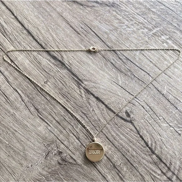Dior • Gold J'adore Necklace - Picture 4 of 15